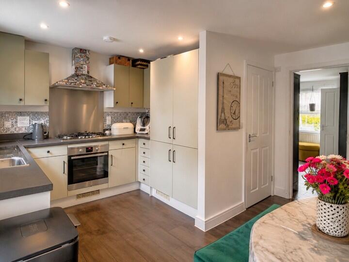 Bayford Way, Stansted, Essex photo 4