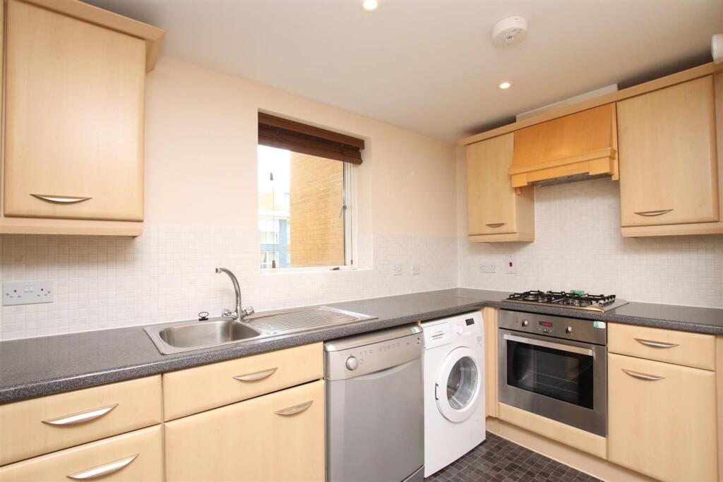 Richmond Court, Exeter photo 4