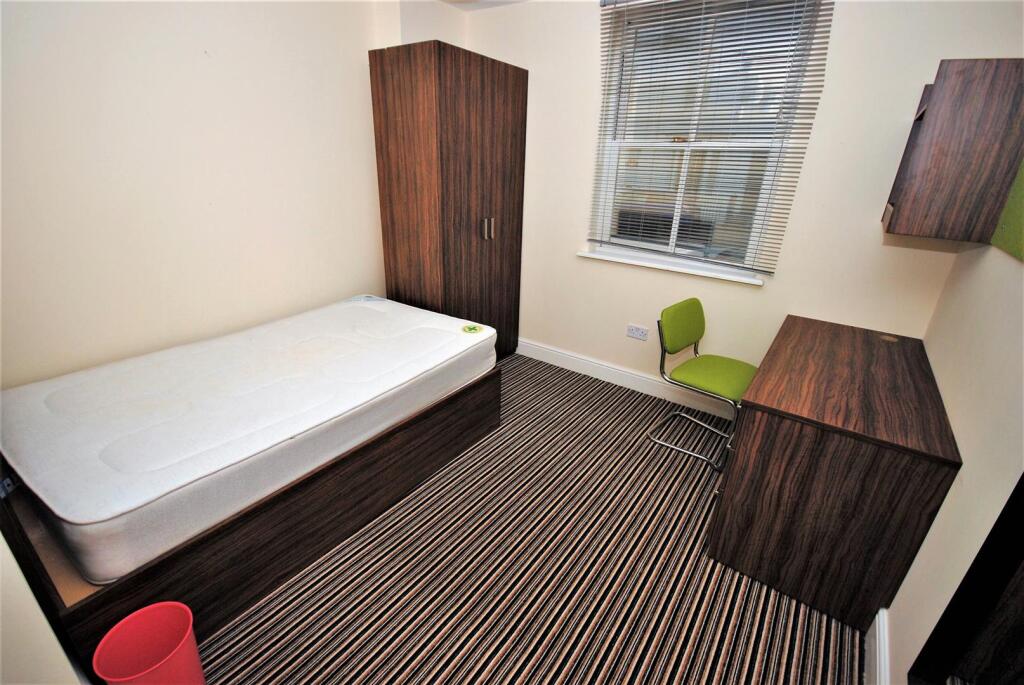 1 bedroom private hall for rent