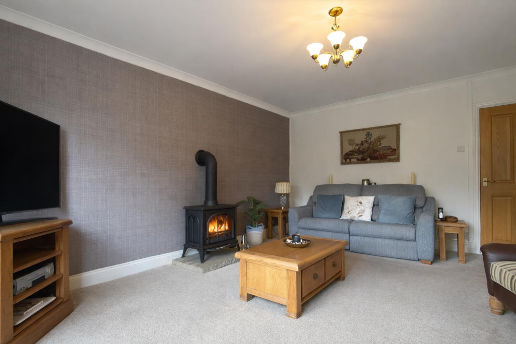 House in Abernant, Aberdare East - View 6