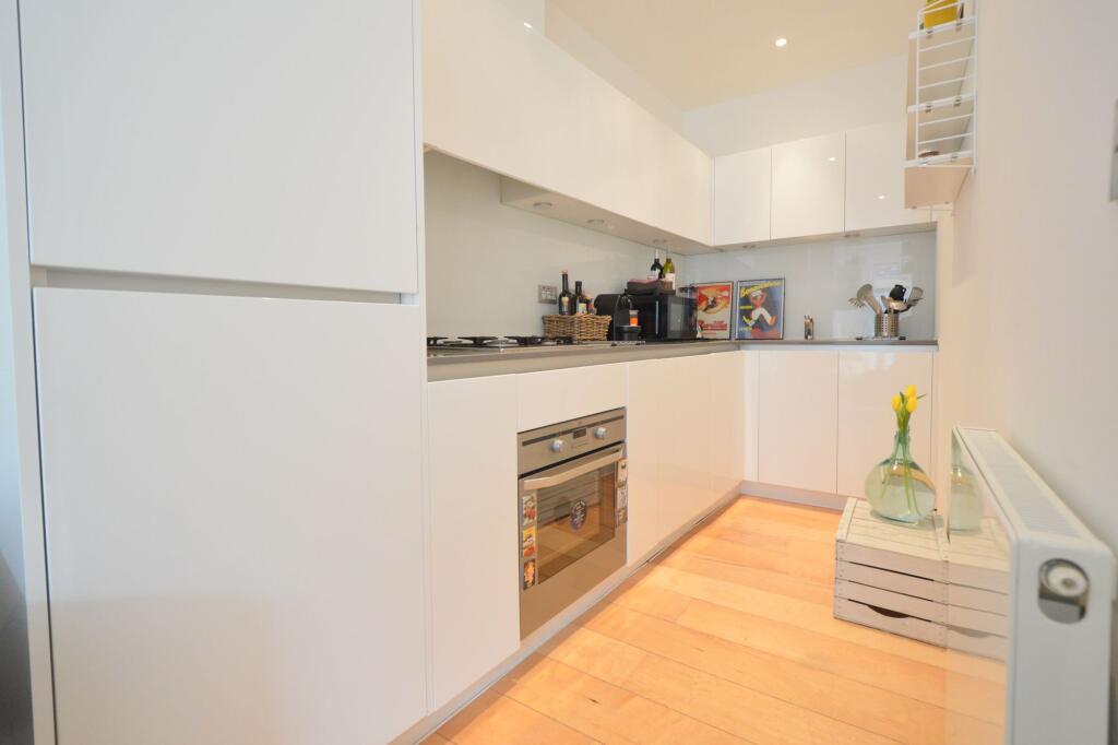 Main image of property: Bermondsey Street, Venture Court, SE1