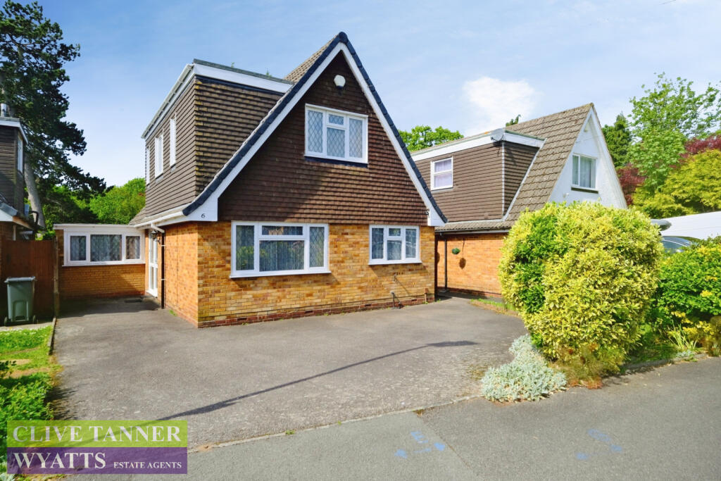 Main image of property: Mallory Rise, Moseley, Birmingham, West Midlands B13 9YE