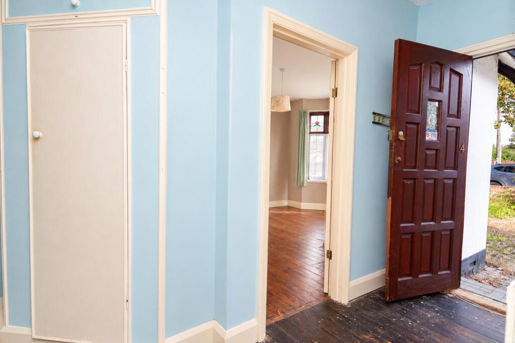 House in Southend-on-Sea, Essex - View 3