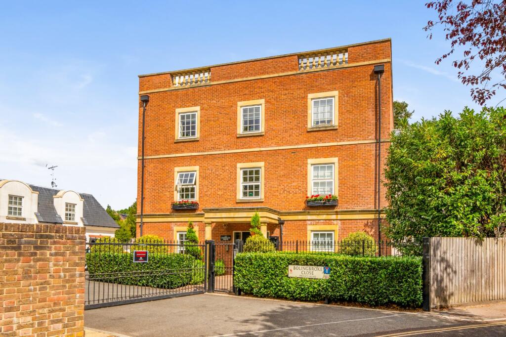 Main image of property: Lightoller House, Bolingbroke Close, Cockfosters, EN4