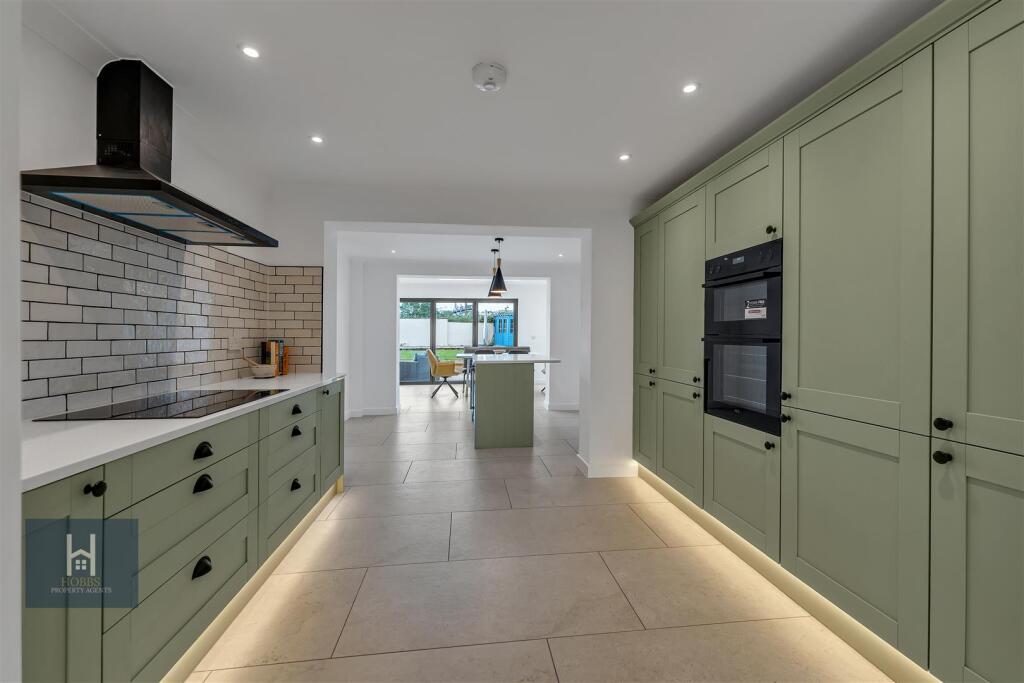 House in Bristol, Sodbury - View 4