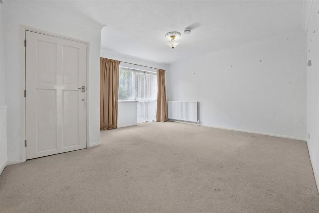 House in Guildford - View 2