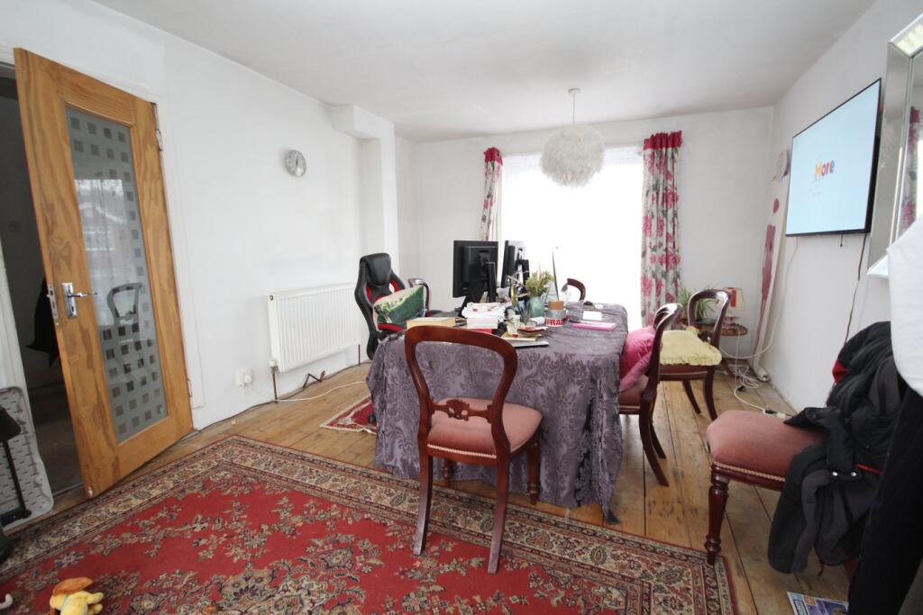 Additional image 4 of Gorleston Road, BRANKSOME, BH12