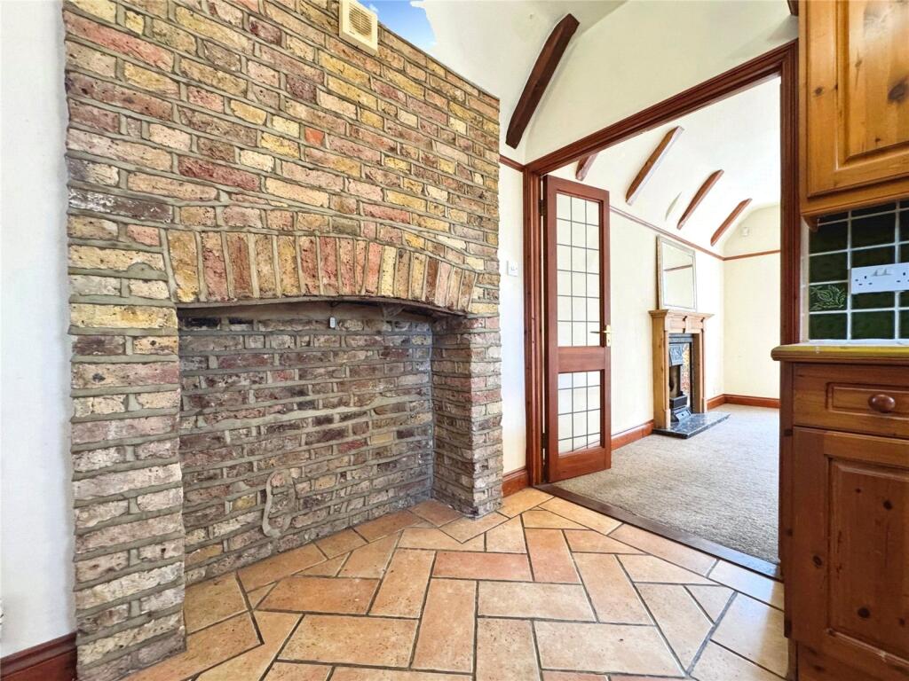Apartment in London - View 3