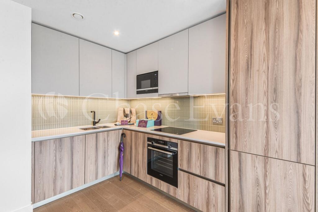 Apartment in London - More