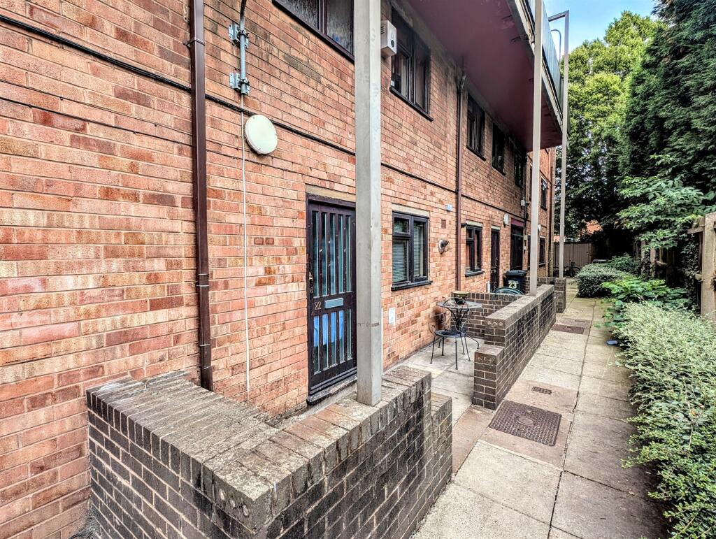 Moor Lane, Tamworth photo 2