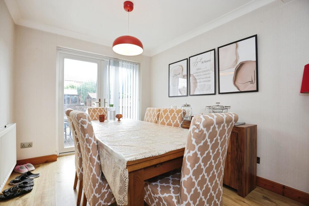 House in Coventry, Whoberley - More