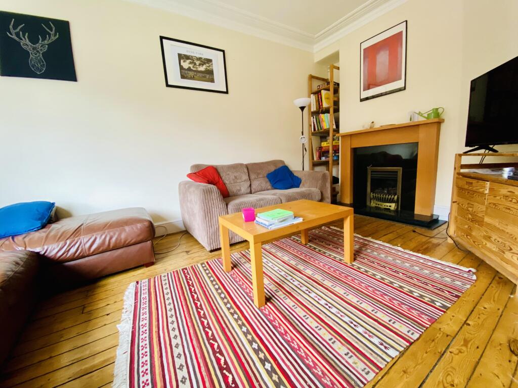 House in Leeds, West Yorkshire - View 4