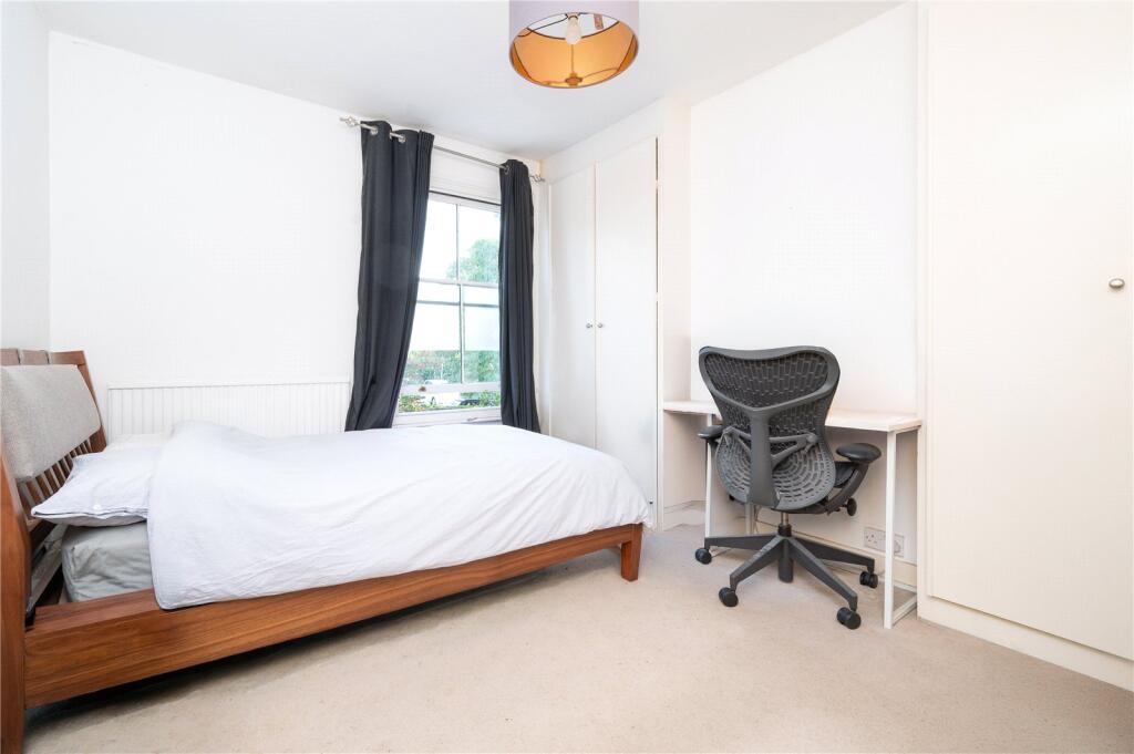 House in St Albans - View 4