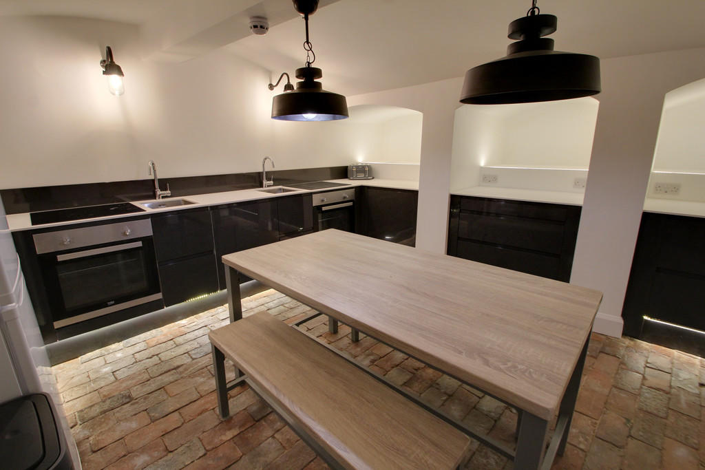 House in Leicester - View 5