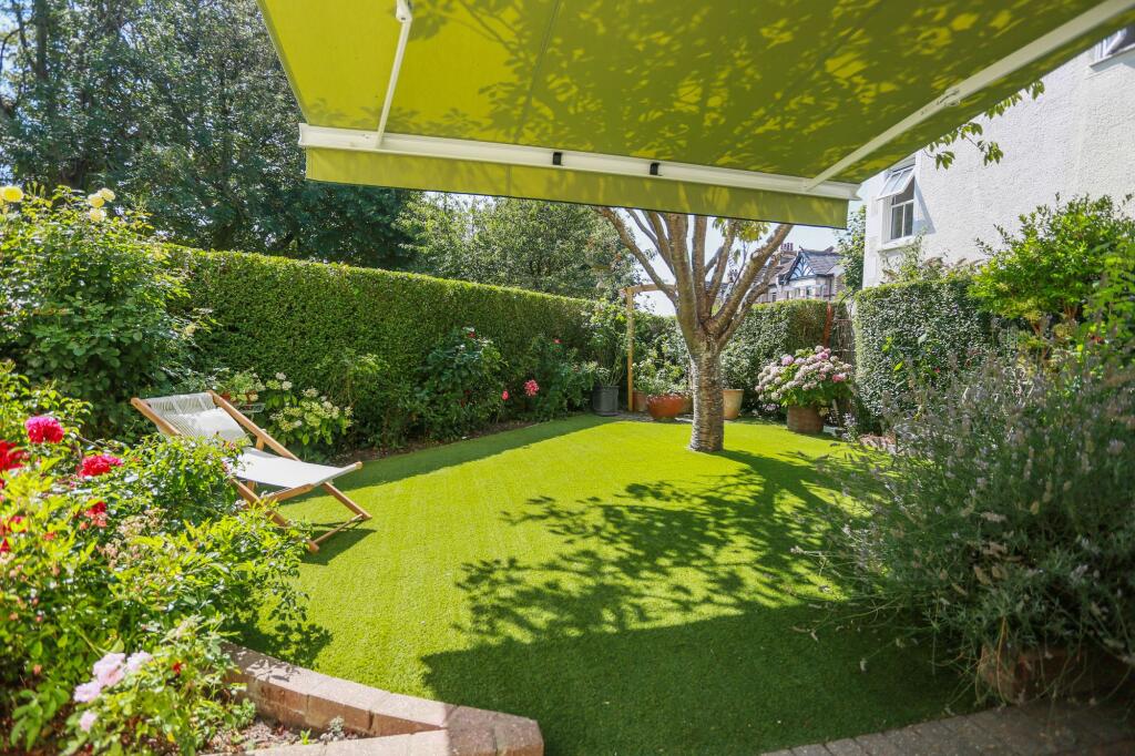 House in Brighton - View 4