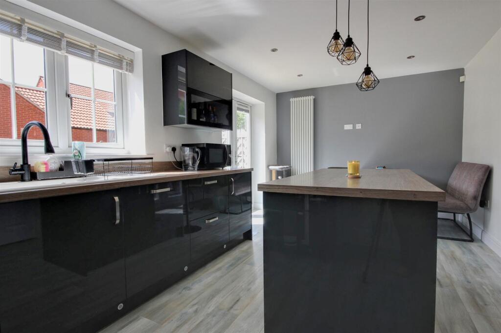 House in Hull, Kingswood - View 4