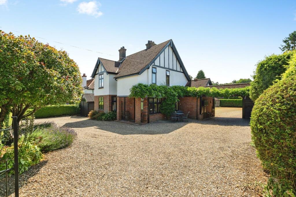 Main image of property: Hillside Avenue, Norwich, NR7