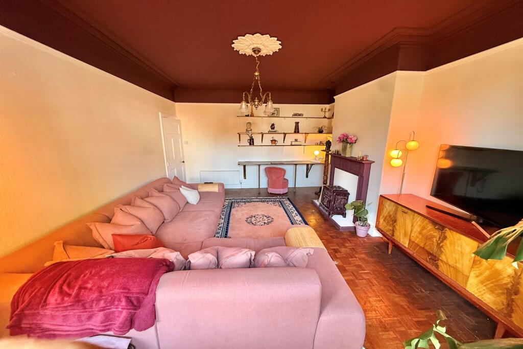 House in Manchester, Old Trafford - View 5