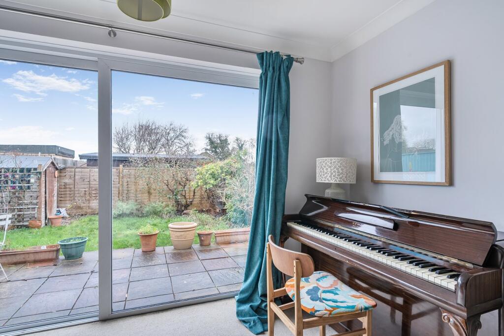 Additional image 10 of Chestnut Close, Frome, BA11