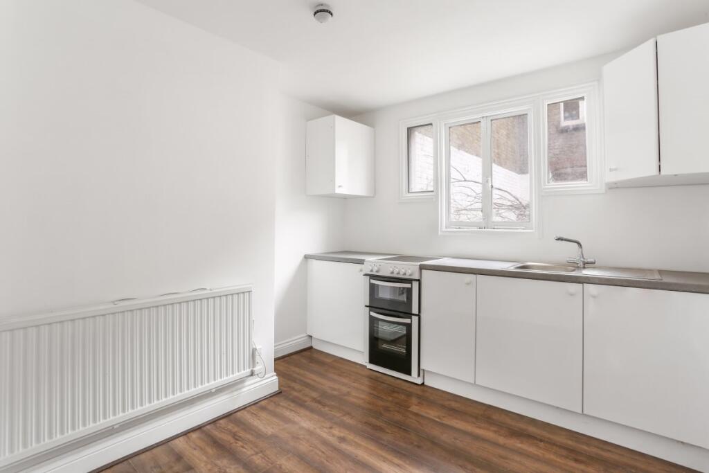 House in London - View 4