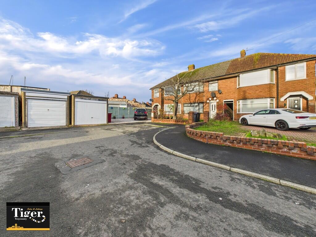 Crofton Avenue, Bispham photo 2