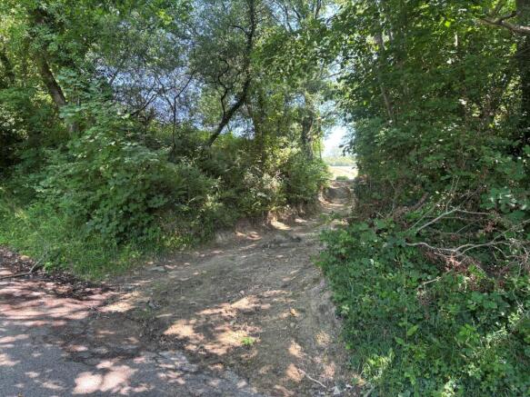 Gateway to access track