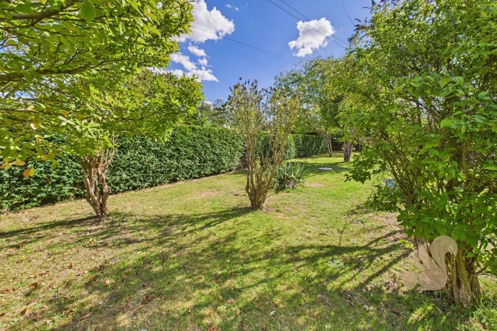 Kingshall Green, Bury St. Edmunds photo 2