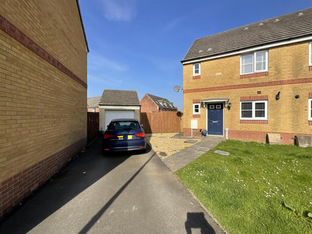 Main image of property: Ffordd Y Glowyr, Betws, Ammanford