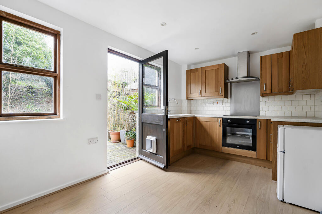 House in South Hams, Dartmouth - View 2