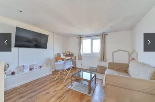 House in London - View 4