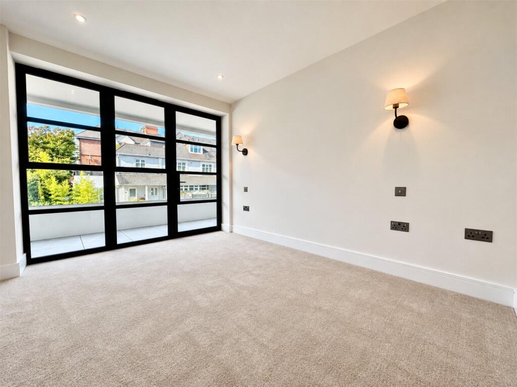 Studland Road, Bournemouth, Dorset, BH4 photo 5