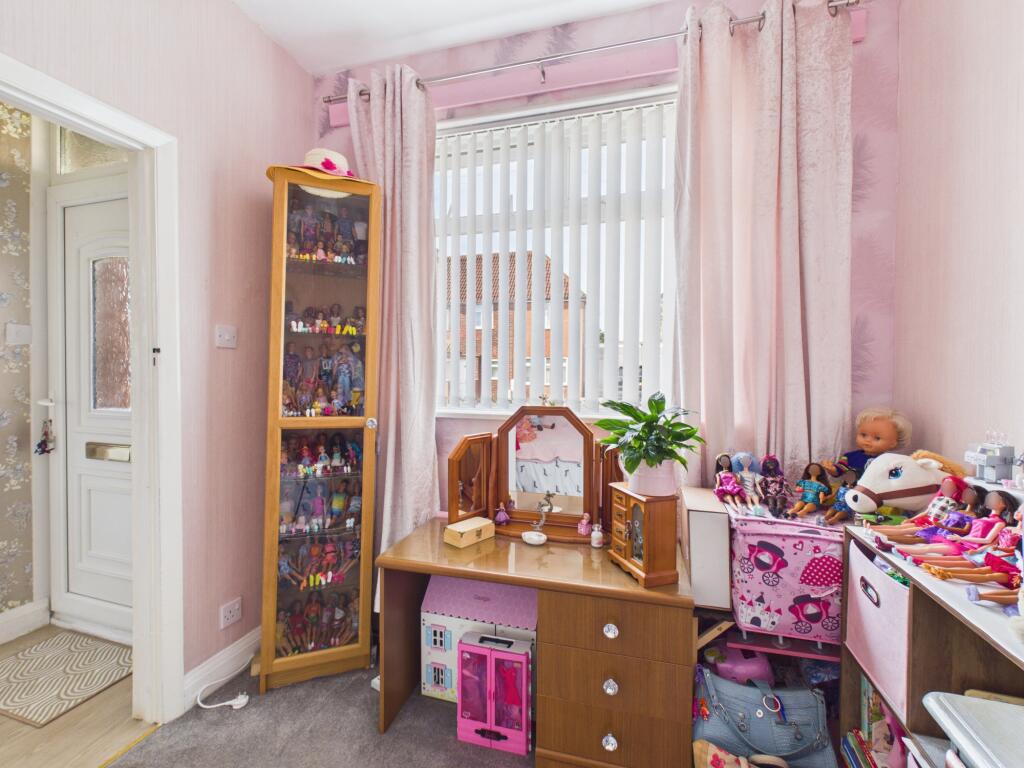 House in Derby - More
