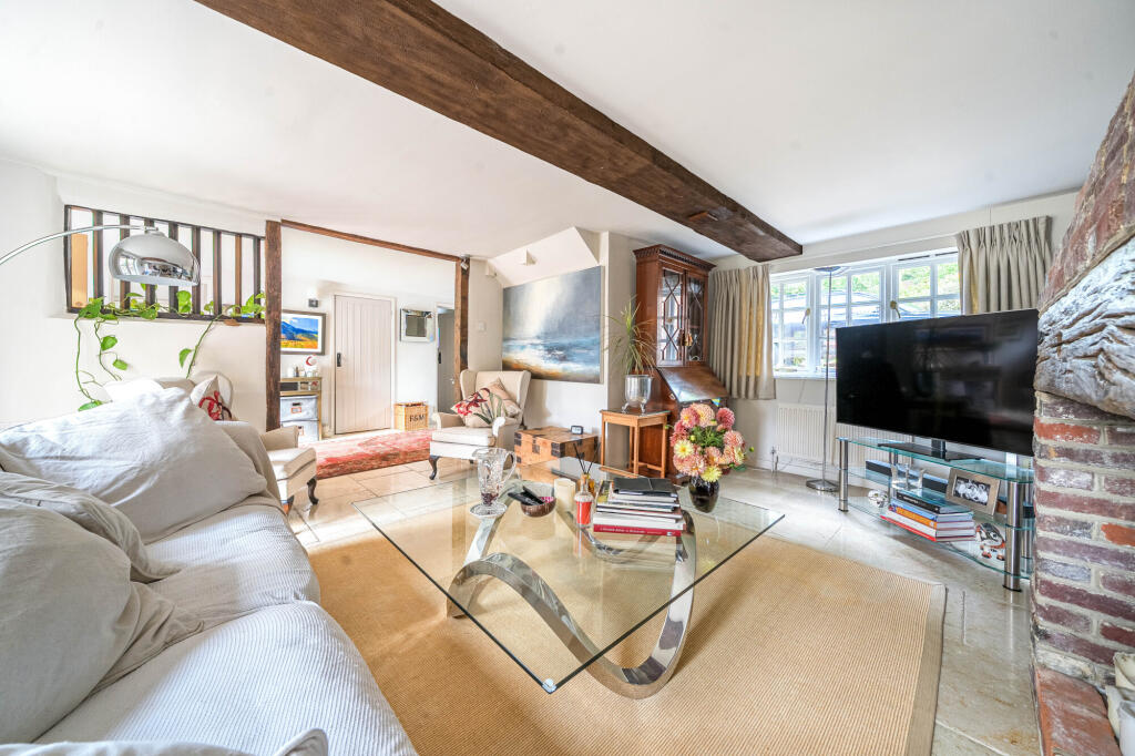 House in Burghfield - View 3