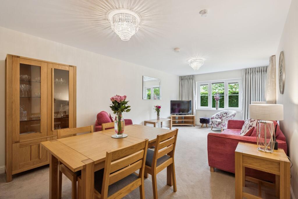 Apartment in Stirling - View 2
