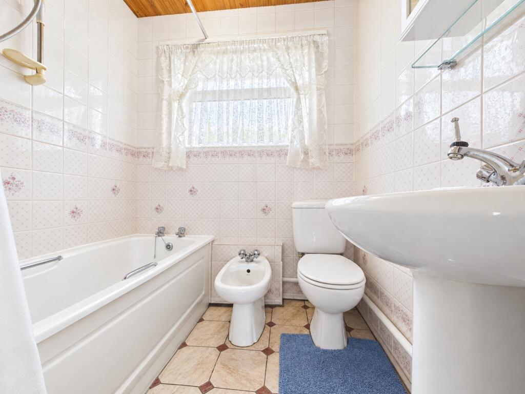 House in Kilsby - More