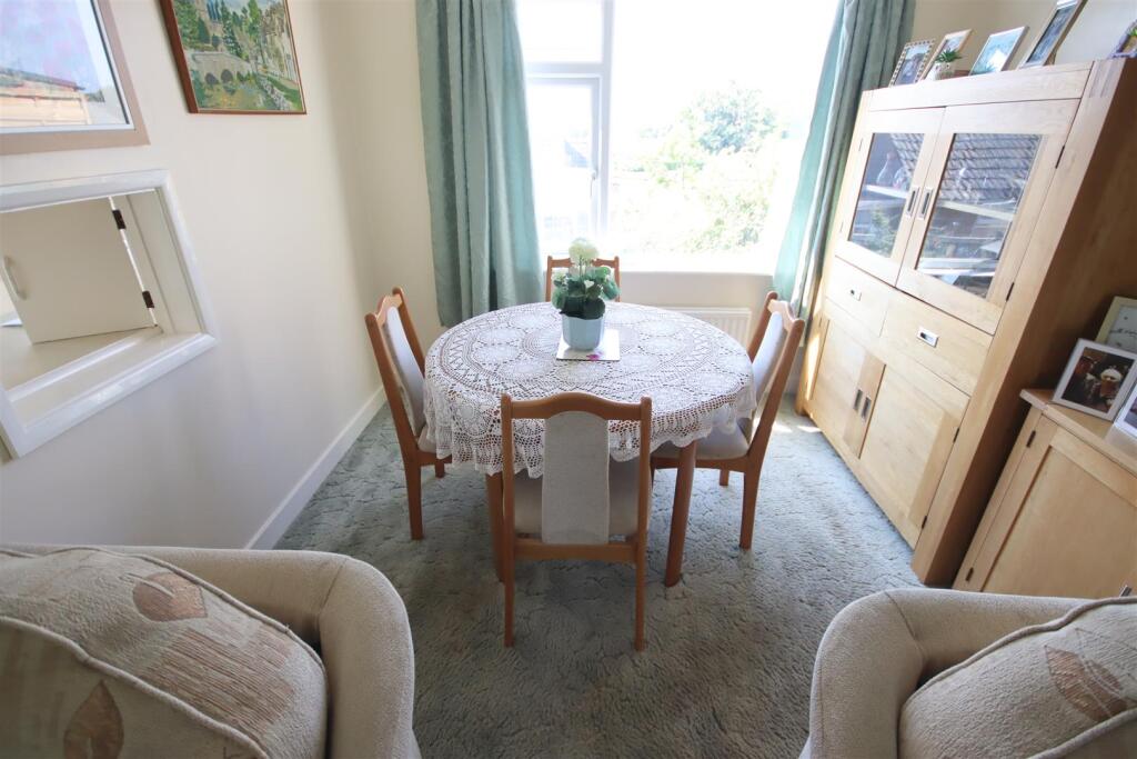 House in Swindon - View 5
