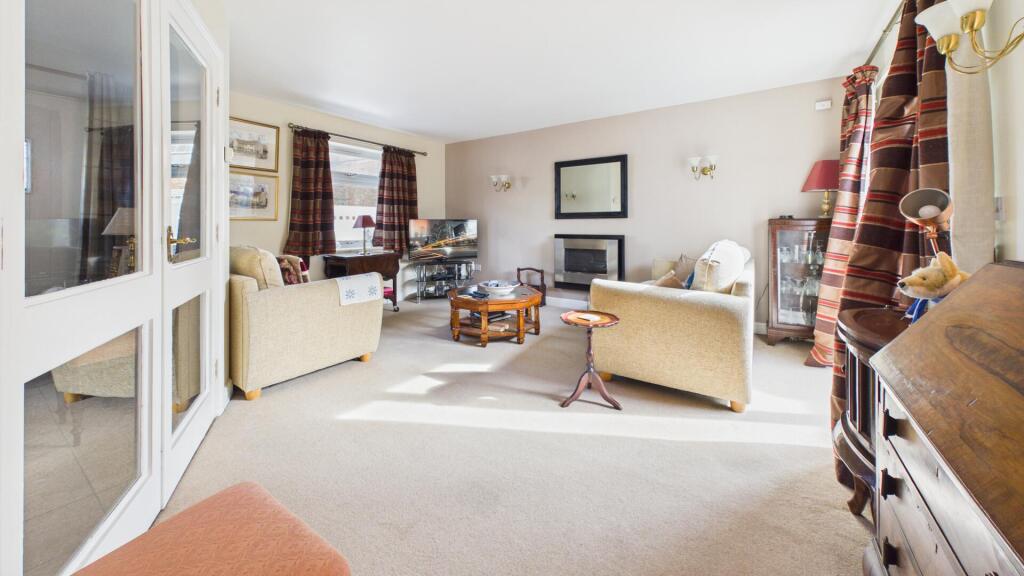 House in Peterborough - View 4