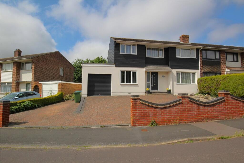 Main image of property: Kennedy Avenue, Fareham, Hampshire, PO15