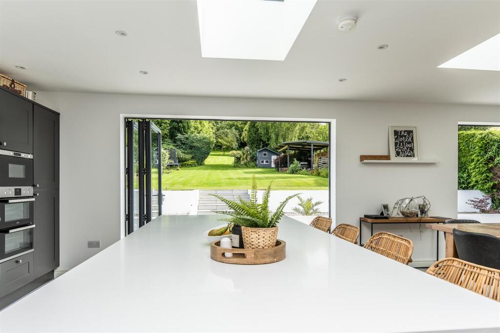 House in Nottingham, Lambley - View 5