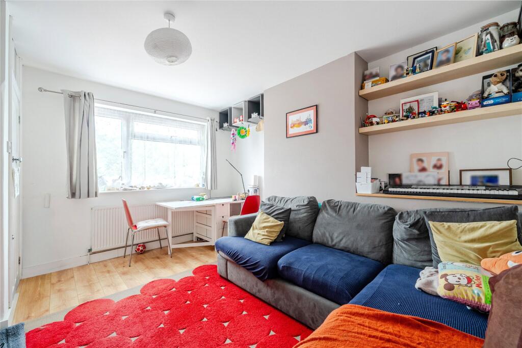 Apartment in London - View 2