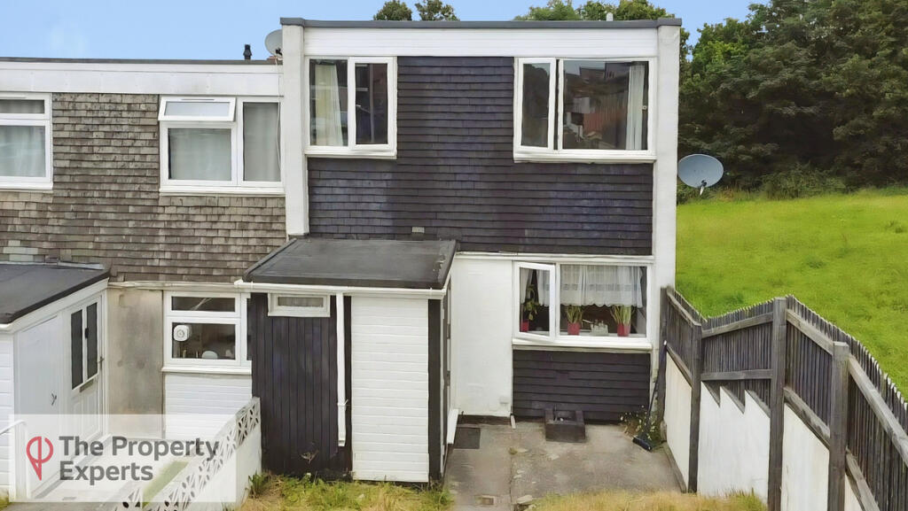 Saunders Walk, Plymouth, PL6, Plymouth