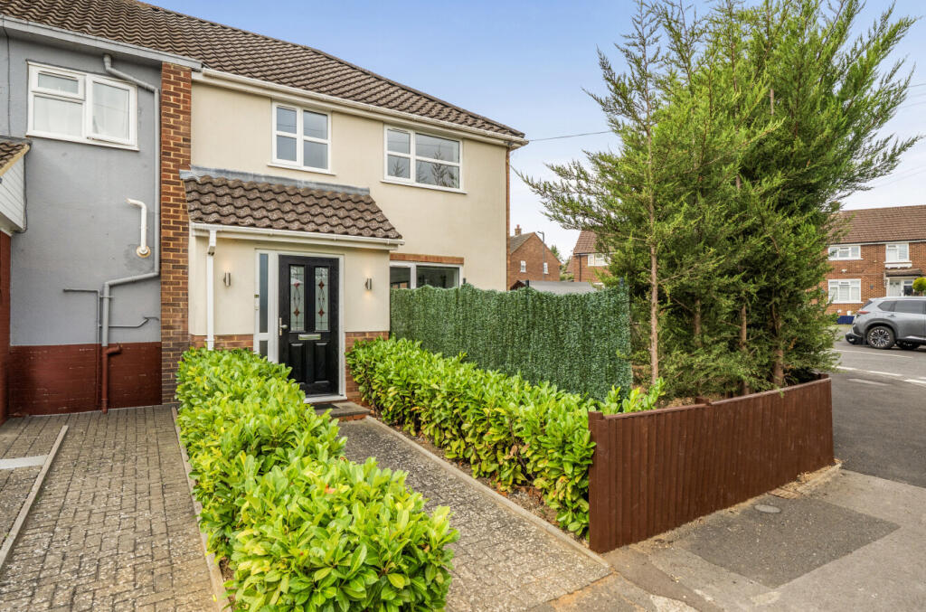 Main image of property: Gloucester Road, Maidenhead, Berkshire