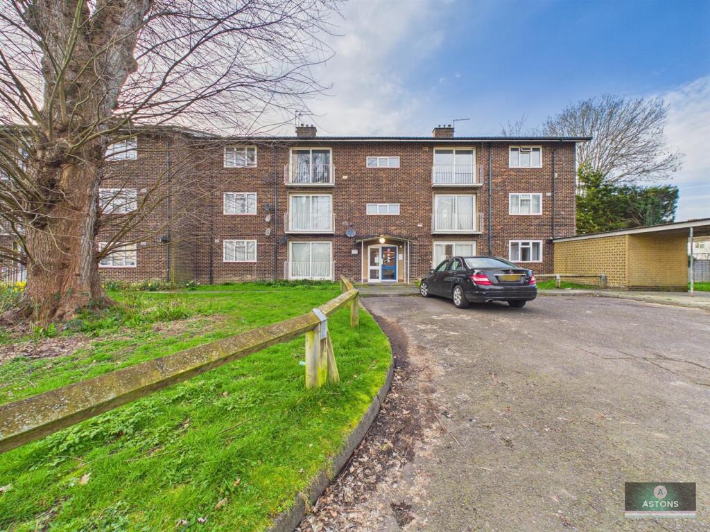 Main image of property: Oak Way, Northgate