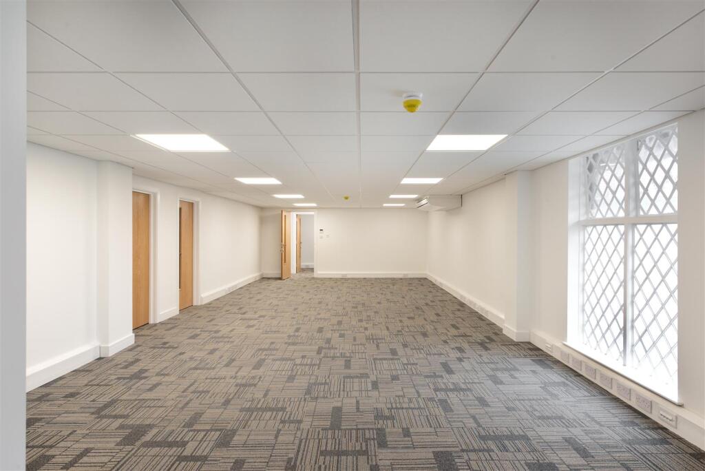 Main image of property: 10 Best Lane, Canterbury