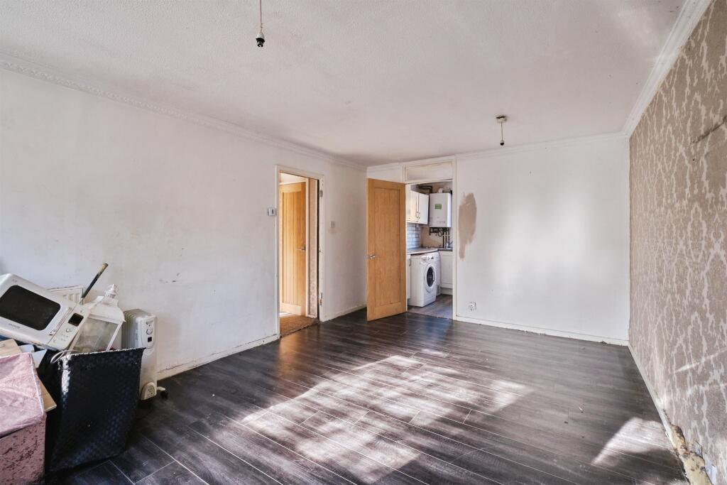 Apartment in Birmingham, West Midlands - View 4