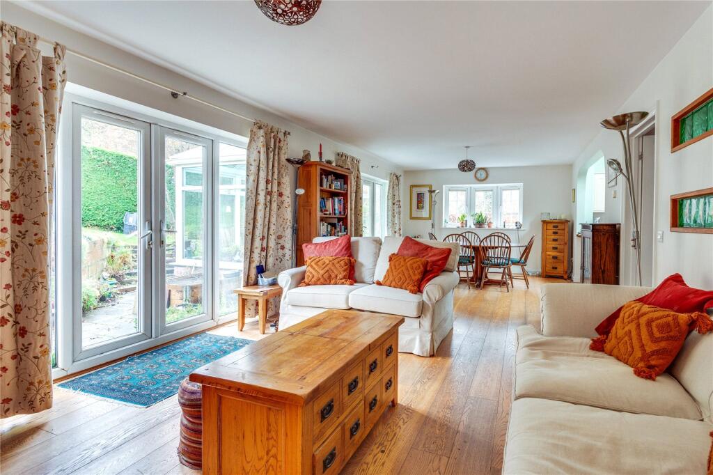 Deanfield Road, Henley-on-Thames, Oxfordshire, RG9 photo 3
