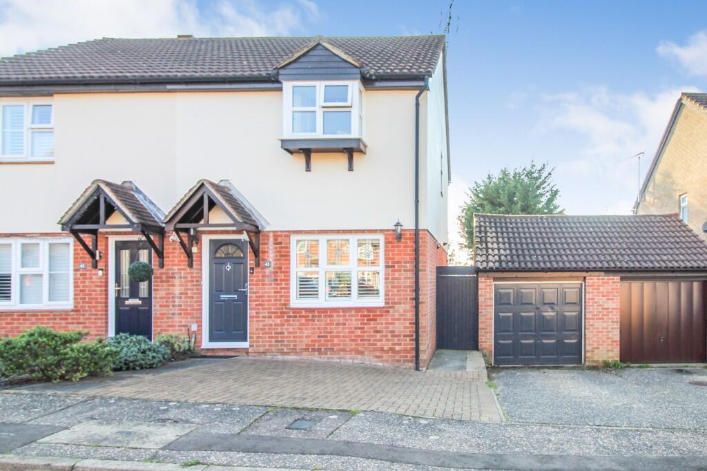 Main image of property: Thornborough Avenue, CM3