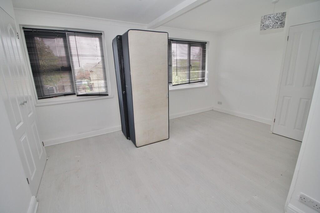 House in Portsmouth - View 2