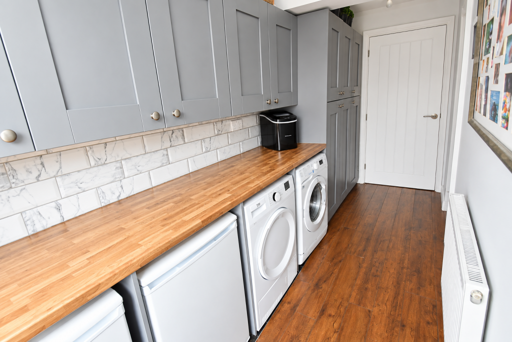 House in Tameside, Greater Manchester - View 5