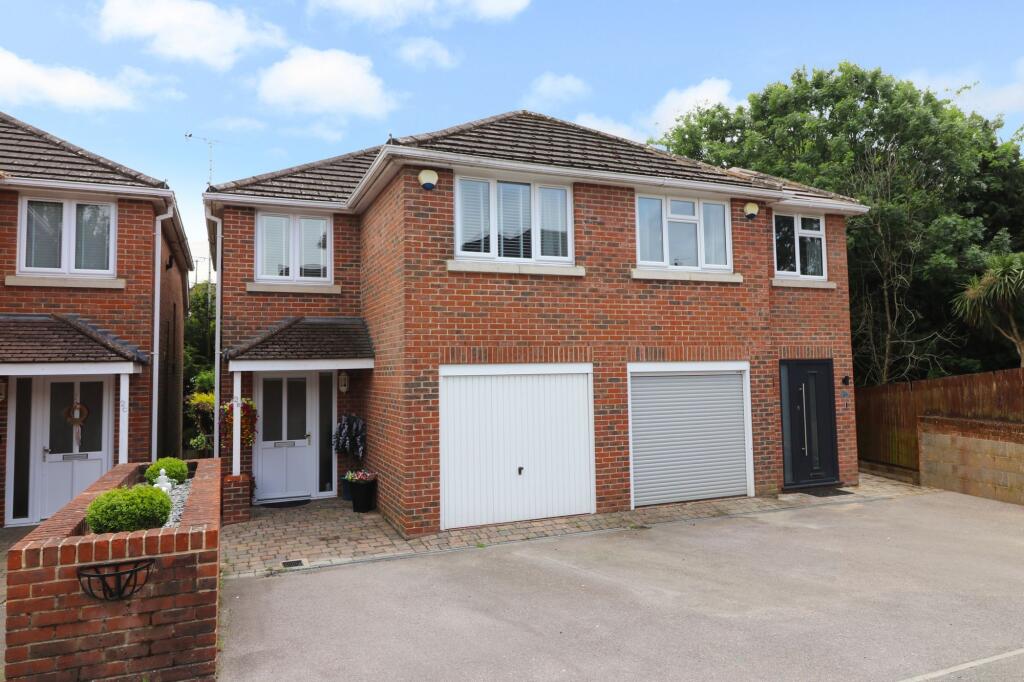 Main image of property: Yardley Road, Hedge End, SO30
